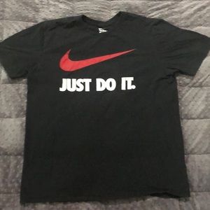 Men’s Nike T-shirt
